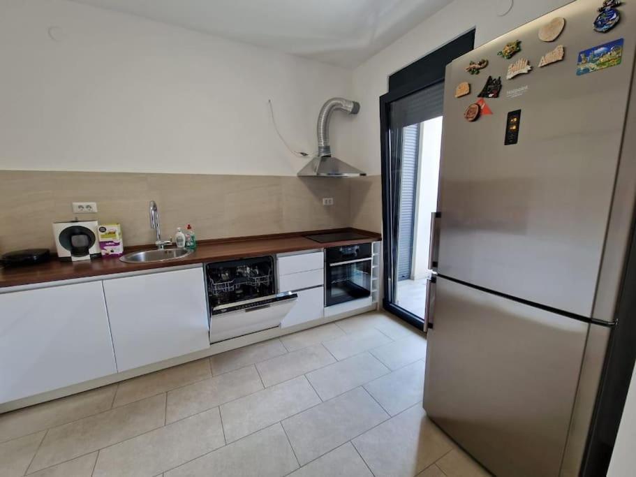 Your Second Home In Podgorica Buitenkant foto